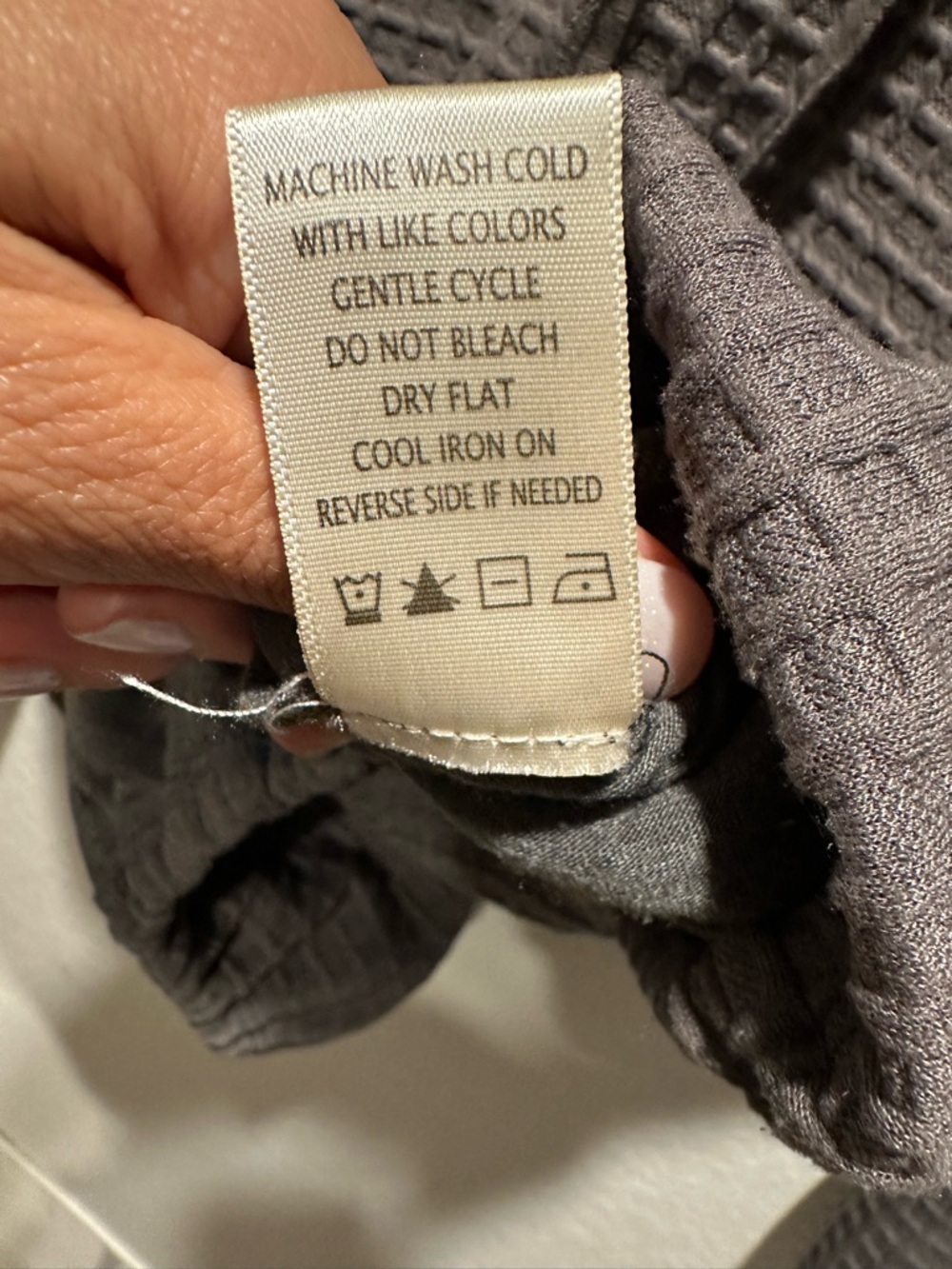 Max Studio Nordstrom Charcoal Gray Waffle-Knit Pullover - Picture 10 of 13